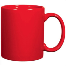 Taza de café de cerámica roja